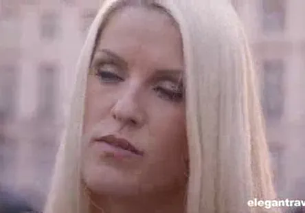 Xvideos ed0cbfad45b1424faa575cfe6e55ff50 cette vidéo est une action hardcore avec beaucoup de léchage de chatte, de baise avec un gode, de pénétration anale et déjaculation faciale.