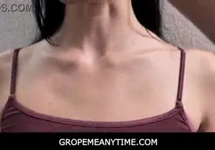 La chatte dashley doll est comme un appareil vintage qui ne se démode jamais. vous pouvez la baiser toute la nuit, mais elle aura toujours lair neuve.