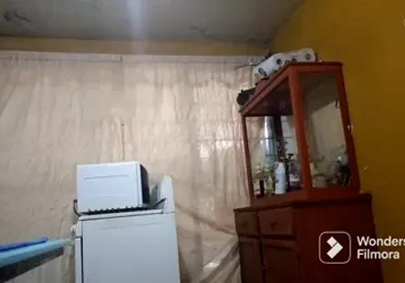 Je veux faire du sexe oral avec la strip-teaseuse.