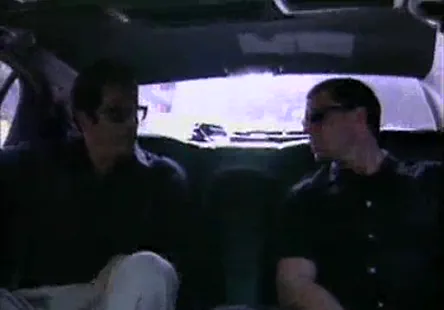 La masseuse a écarté les jambes, sest enduite dhuile et sest fait baiser tout en me massant.