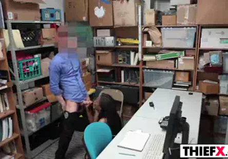 Pornhub - je veux voir cette salope sexy se faire baiser par une grosse bite