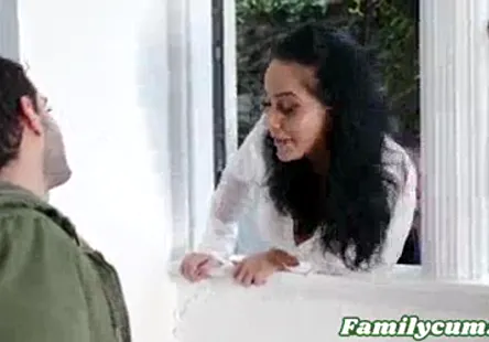 M.drishalilolu - showwwyffss = dr. sha li lu - sho wet for me