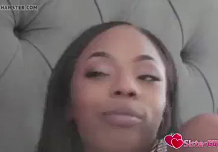 Amateur teen facial peut être réécrit comme teen girls first time getting her face fucked by a guy with cumshot ending on her pretty young face.