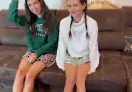 Vous pouvez utiliser les expressions suivantes fuck, banging, pounding, screwing, bonking, shagging, humping ou tout autre mot qui vous semble appropri&eacute; pour d&eacute;crire le sexe.