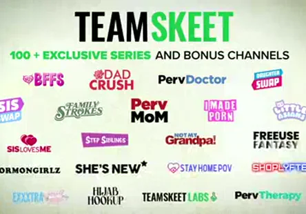 Des étudiantes se livrent à une partie de jambes en lair avec leurs camarades de classe, avec doigté, fellation et action anale.