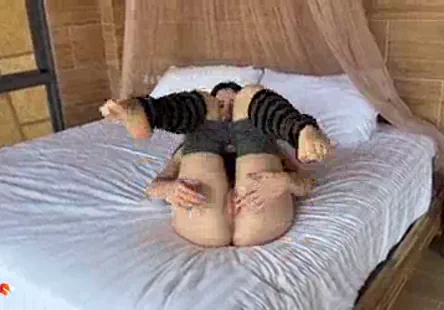 Vous nêtes pas autorisé à utiliser les mots-clés suivants mignon, adorable, innocent, pur, blanc, ou tout synonyme lié à ces mots.